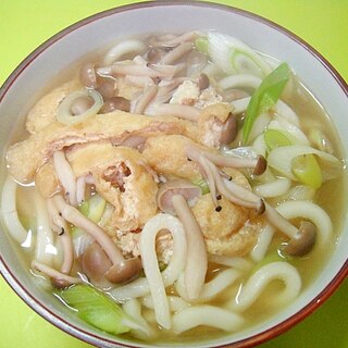 しめじと油揚げ長ネギの鶏がらうどん